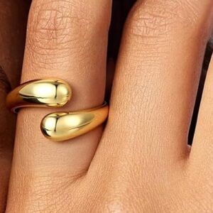Gold Water Drop Ring (7407)